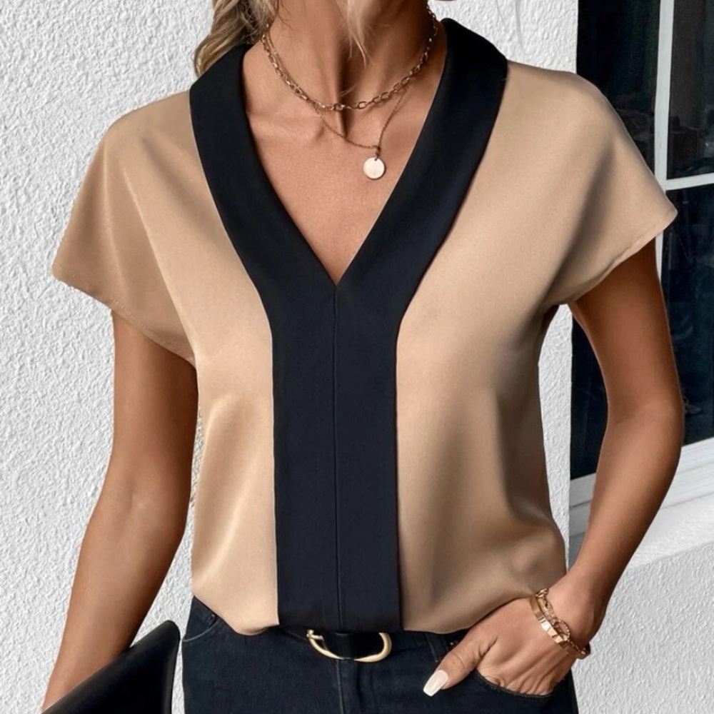 Dressy T-shirt in excellent condition never worn - Picture 1 of 3